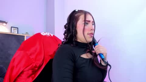 Snapshot of lurea_pearl chatting on 11/26/25, 06:25 Lurea pearl online show from 11/26/25, 06:25