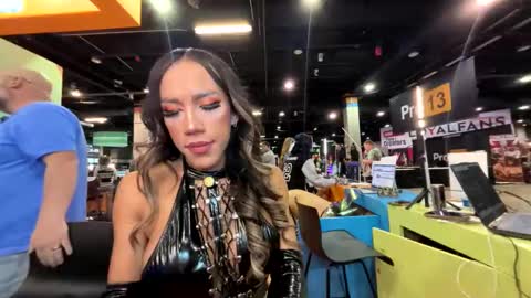 SHOWS ALL MONDAY WEDNESDAYFRIDAYSATURDAY  IN THE MORNING online show from 04/11/26, 05:50