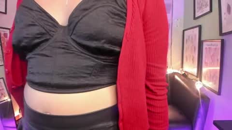Luci   online show from 05/13/26, 01:19