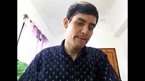 Snapshot of lusrodri chatting on 02/17/25, 06:37 Sebastian E. online show from 02/17/25, 06:37