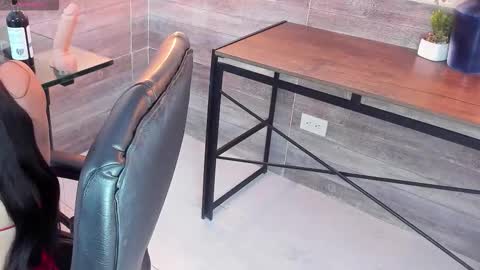 Snapshot of lussiewillow chatting on 09/23/25, 11:46 Lussie online show from 09/23/25, 11:46