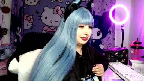 lussyevans_ online show from 07/17/26, 08:43