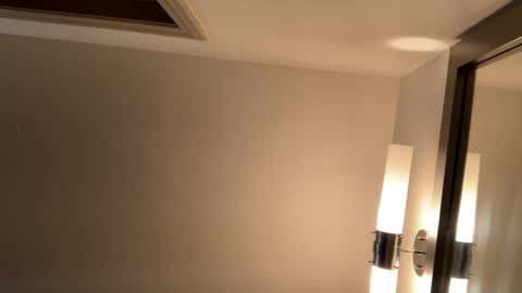 LOLA online show from 01/07/25, 12:03