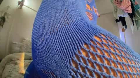 LOLA online show from 04/09/26, 10:04