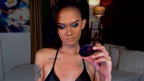 AdriannaFowks online show from 01/30/25, 07:59