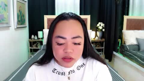 Snapshot of lustfuloffendertrina chatting on 01/27/25, 08:18 Trina online show from 01/27/25, 08:18