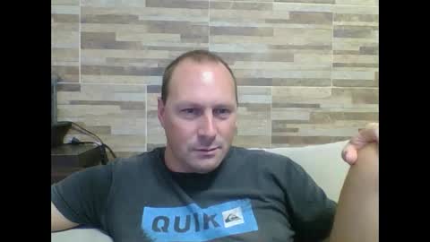 Snapshot of lustonfan chatting on 03/23/26, 12:36 lustonfan online show from 03/23/26, 12:36