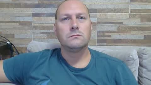 Snapshot of lustonfan chatting on 04/07/26, 12:49 lustonfan online show from 04/07/26, 12:49