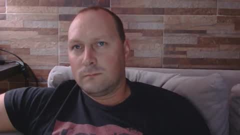 Snapshot of lustonfan chatting on 04/08/26, 02:22 lustonfan online show from 04/08/26, 02:22