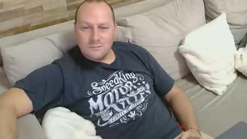 lustonfan online show from 05/26/26, 12:45
