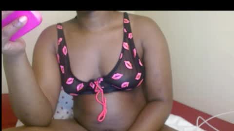 lustrous-choco online show from 02/03/26, 04:54