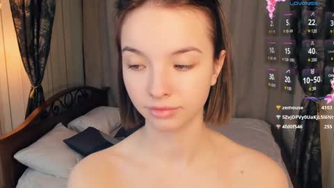 Snapshot of lusty_miss_di chatting on 03/01/25, 01:22 Isabel online show from 03/01/25, 01:22