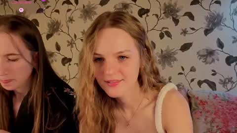 Snapshot of lustyaura chatting on 10/04/25, 08:29 Aura online show from 10/04/25, 08:29