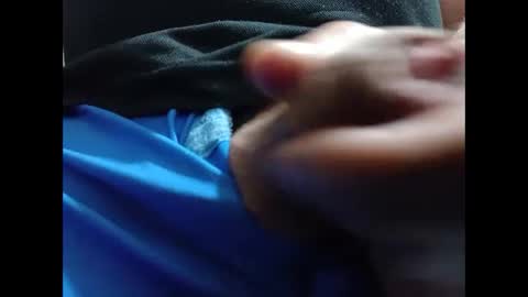 Snapshot of lutorres chatting on 01/07/25, 05:01 lutorres online show from 01/07/25, 05:01