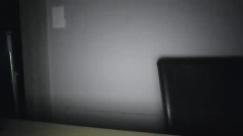 Snapshot of luv2pleasyou chatting on 12/18/25, 10:43 Luv2pleazyou online show from 12/18/25, 10:43