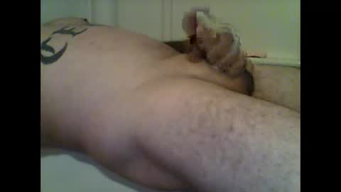 luv2stroke209 online show from 10/26/25, 07:09