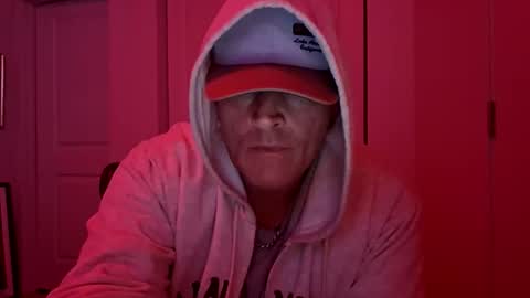 Snapshot of luv2toknstrok chatting on 10/27/25, 10:30 Luv2tokNstrok online show from 10/27/25, 10:30