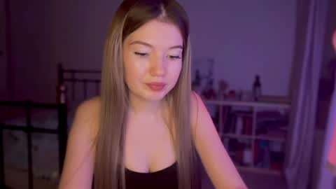 luv_jess online show from 06/26/26, 07:07
