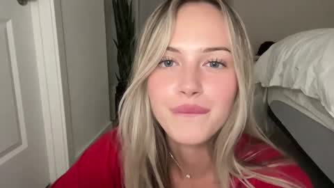 Snapshot of luvaimee chatting on 10/07/25, 02:53 Aimee online show from 10/07/25, 02:53