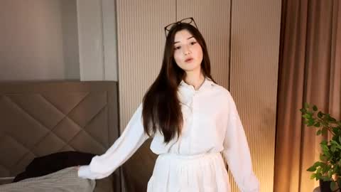 Nana online show from 04/12/26, 07:08