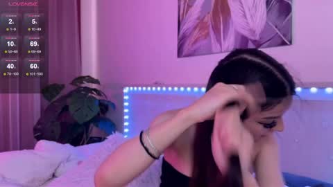 Snapshot of luvlyveronica chatting on 05/30/26, 08:33 Veronica online show from 05/30/26, 08:33