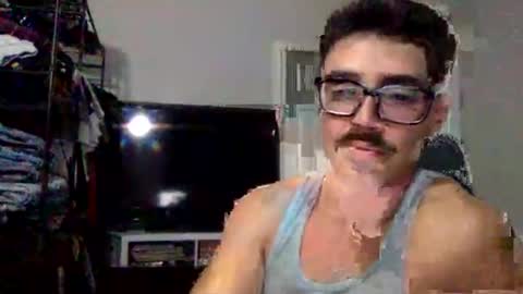 luvrboy77 online show from 06/06/26, 10:47
