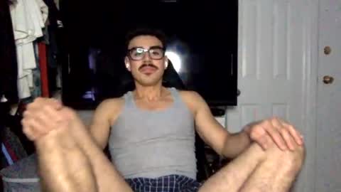 luvrboy77 online show from 07/04/26, 06:08