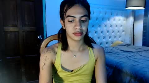 luvrr_trixie online show from 01/10/26, 11:09