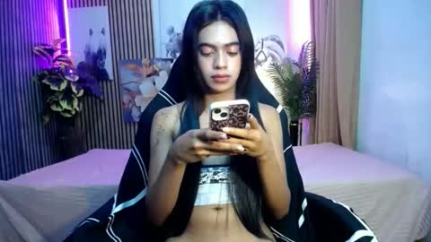 luvrr_trixie online show from 02/03/26, 01:48