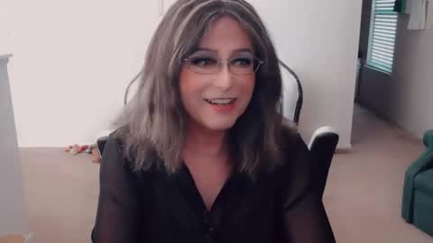 Britney online show from 10/17/25, 05:04