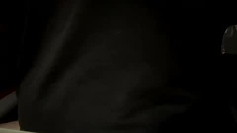 Snapshot of luvs2lickhotlips chatting on 02/11/25, 10:15 luvs2lickhotlips online show from 02/11/25, 10:15