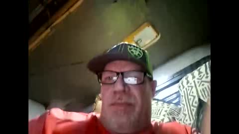 Snapshot of luvtw2eet6ussy chatting on 11/15/25, 01:40 luvtw2eet6ussy online show from 11/15/25, 01:40