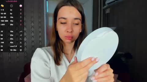 Eliza online show from 11/27/25, 10:06