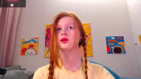 lux_angel online show from 10/27/25, 11:52