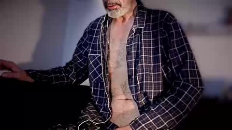 Im a   -  CAMGUY YOU  LIKE to FUCK online show from 10/19/25, 03:45