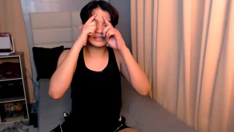 queen lux online show from 03/06/25, 05:22