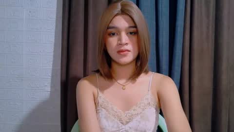 queen lux online show from 01/18/26, 07:39