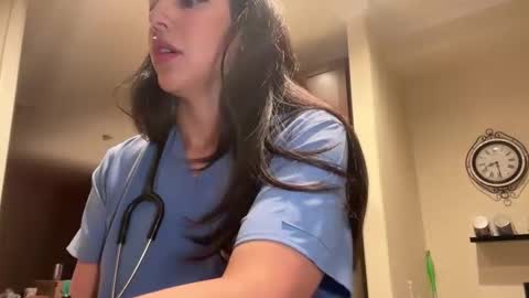 Snapshot of luxcher22 chatting on 02/06/25, 03:27 luxcher22 online show from 02/06/25, 03:27