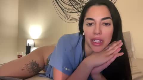 Snapshot of luxcher22 chatting on 02/12/25, 03:18 luxcher22 online show from 02/12/25, 03:18