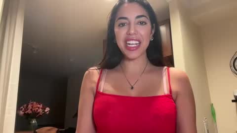 Snapshot of luxcher22 chatting on 02/15/25, 03:42 luxcher22 online show from 02/15/25, 03:42