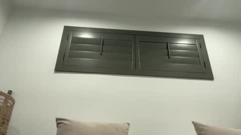 Snapshot of luxcher22 chatting on 09/10/25, 04:45 luxcher22 online show from 09/10/25, 04:45