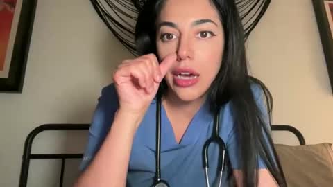 luxcher22 online show from 04/24/26, 04:37