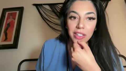 luxcher22 online show from 04/25/26, 04:59