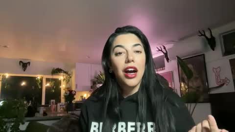 luxcher22 online show from 04/27/26, 03:15