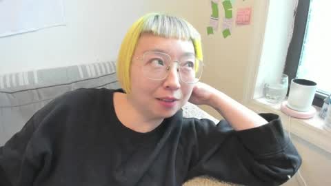 LuxGray online show from 03/27/26, 09:03