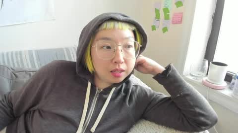 LuxGray online show from 03/30/26, 08:32