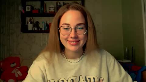 Katie online show from 10/04/25, 04:05