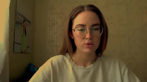 Katie online show from 04/03/26, 11:52