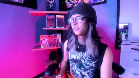 Luxiel 3 online show from 12/04/25, 10:51