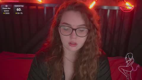 luxsopphia_ online show from 10/20/25, 05:52